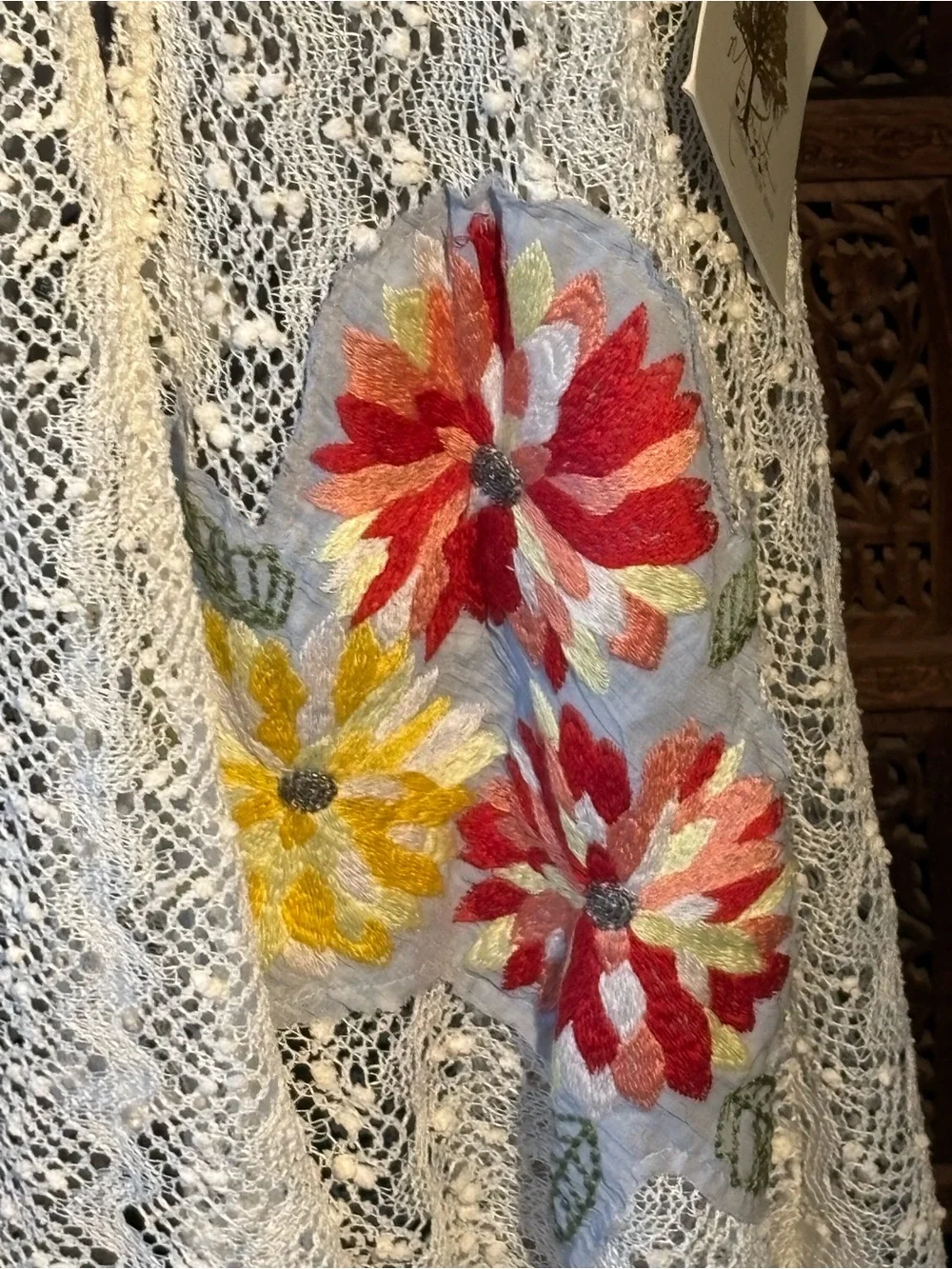NWT Women’s Cream Mesh Duster with Floral Embroidery